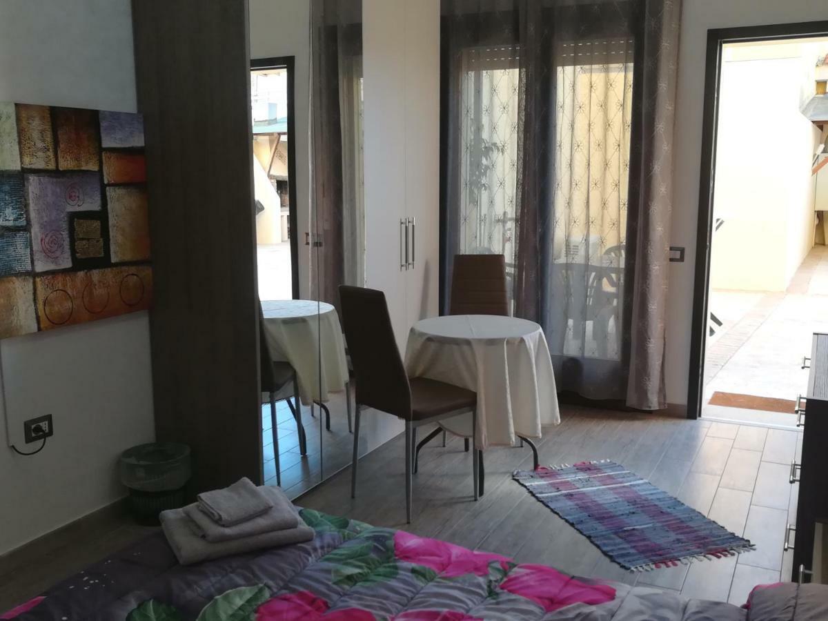 Rooms Loru Сесту Экстерьер фото